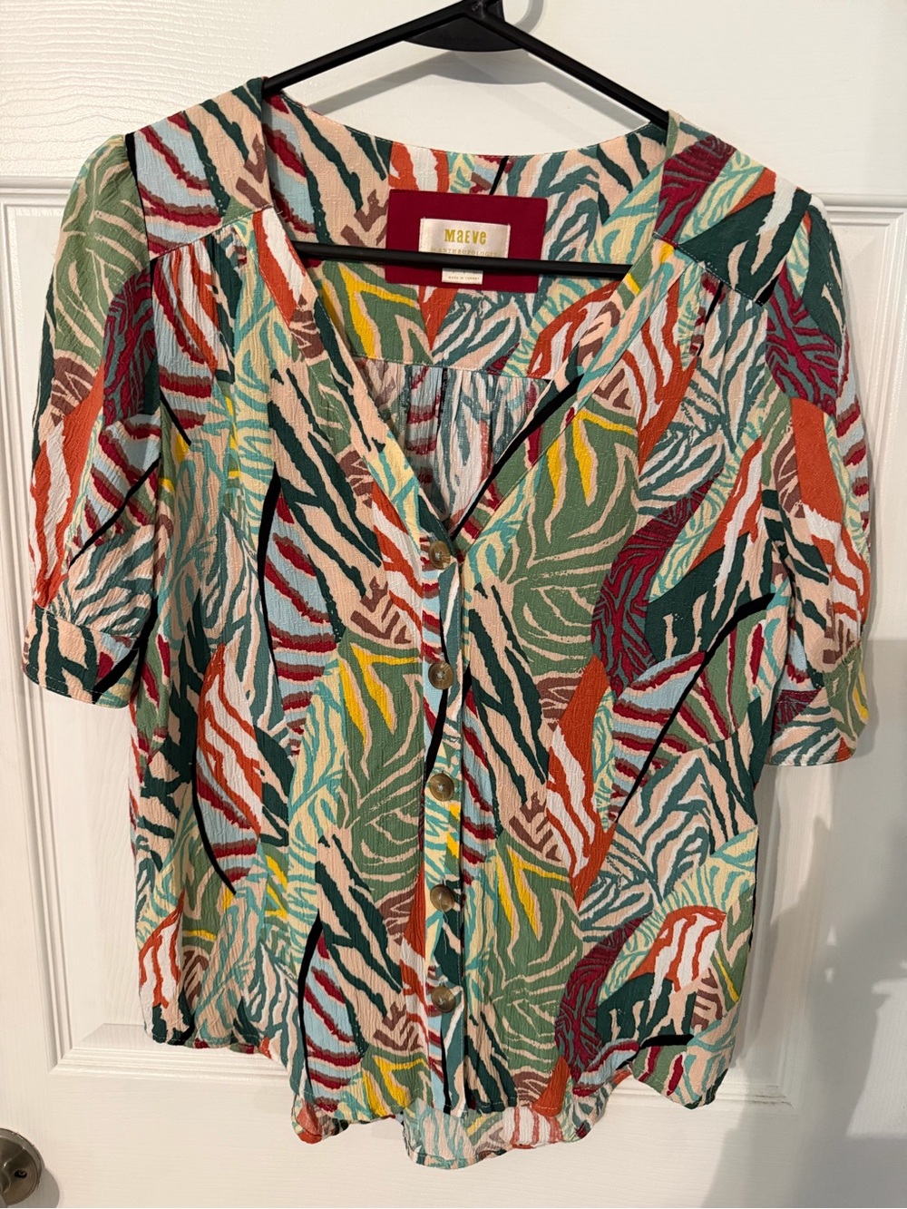 Mauve Multicolor Leaf-Print Button-Down Top